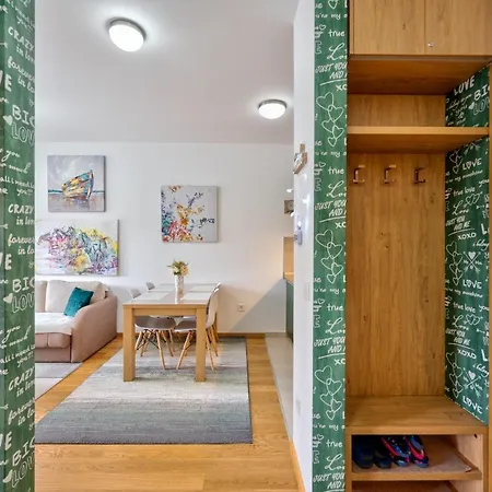 Aleksandra S27 - Elsa I *